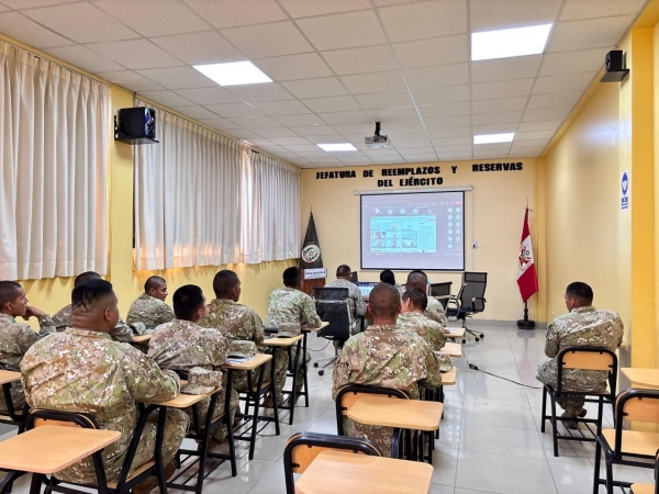 JERRE Y PRONABEC brindan Charla Informativa sobre Beca 18 – Fuerzas Armadas
